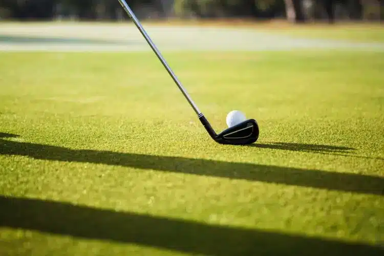 How to Hit a Pitch Shot
