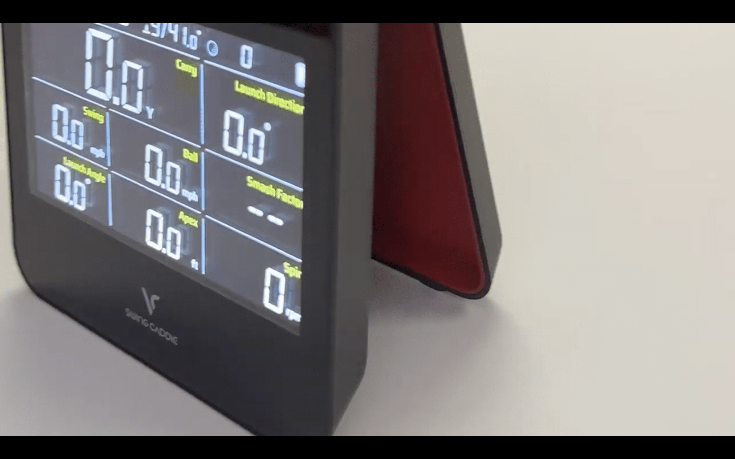 Golf swing analyzer digital display device