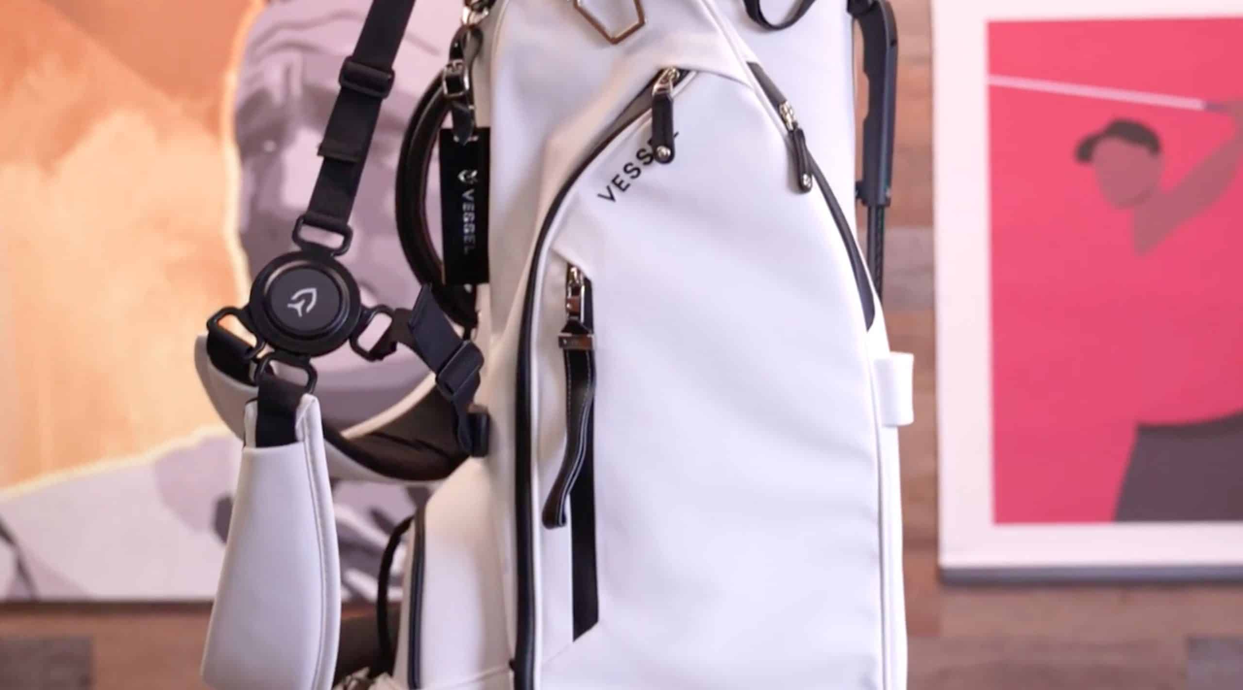 White Vessel golf bag with black details