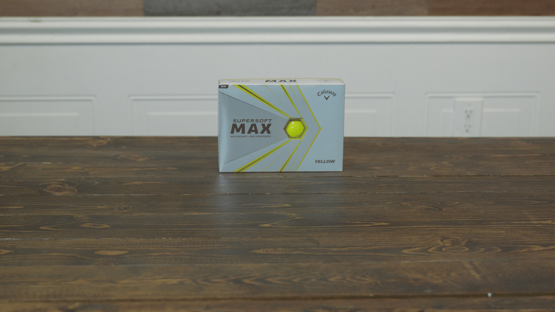 Callaway Supersoft Max yellow golf balls box