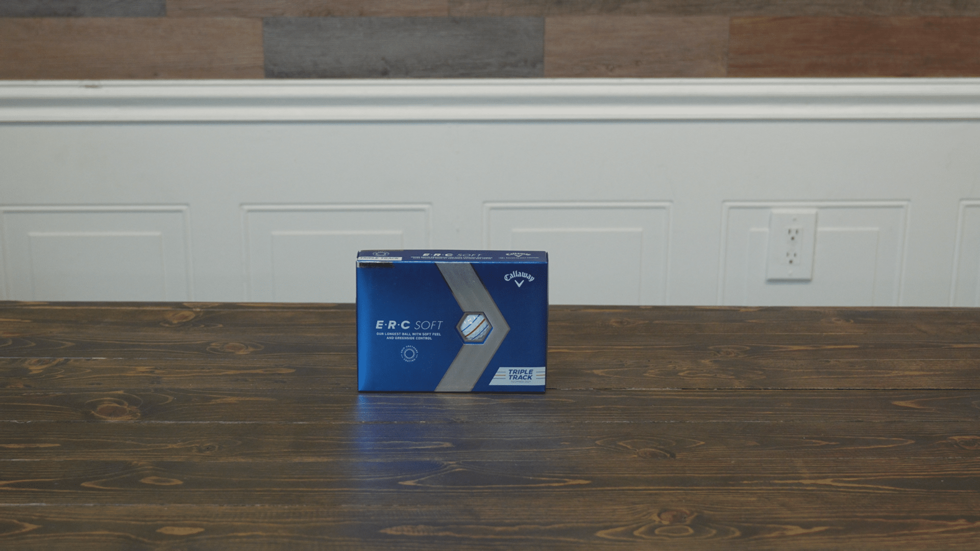 Callaway ERC Soft golf balls box on table