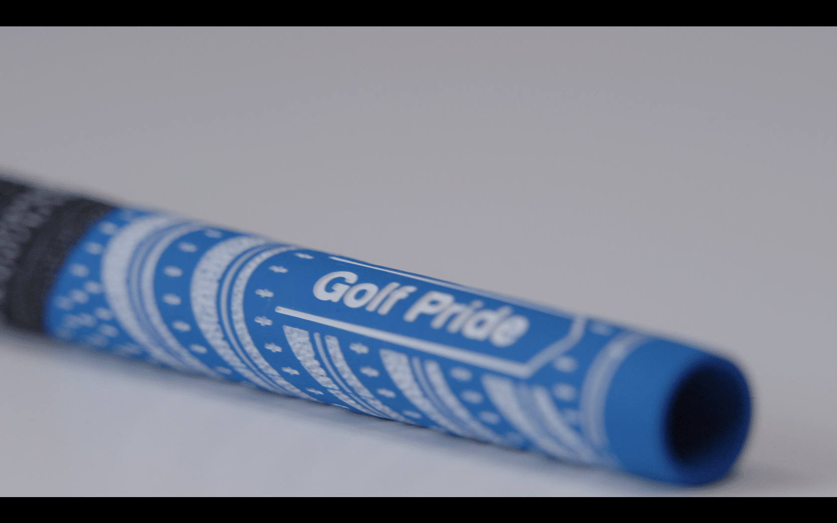 Blue Golf Pride golf club grip close-up