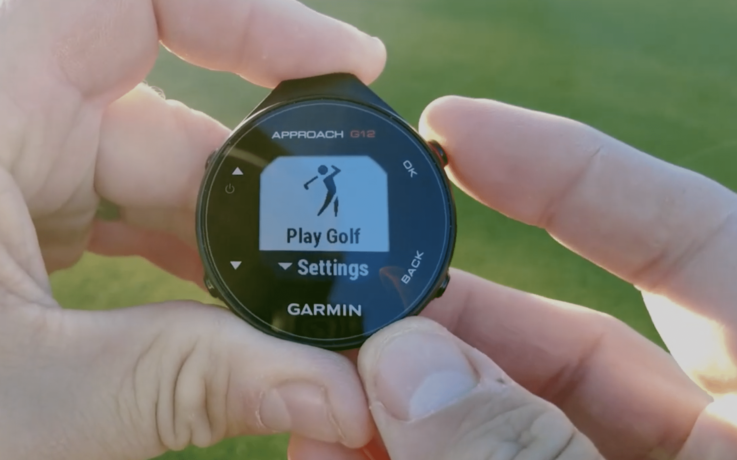 Garmin Approach G12 golf GPS device screen
